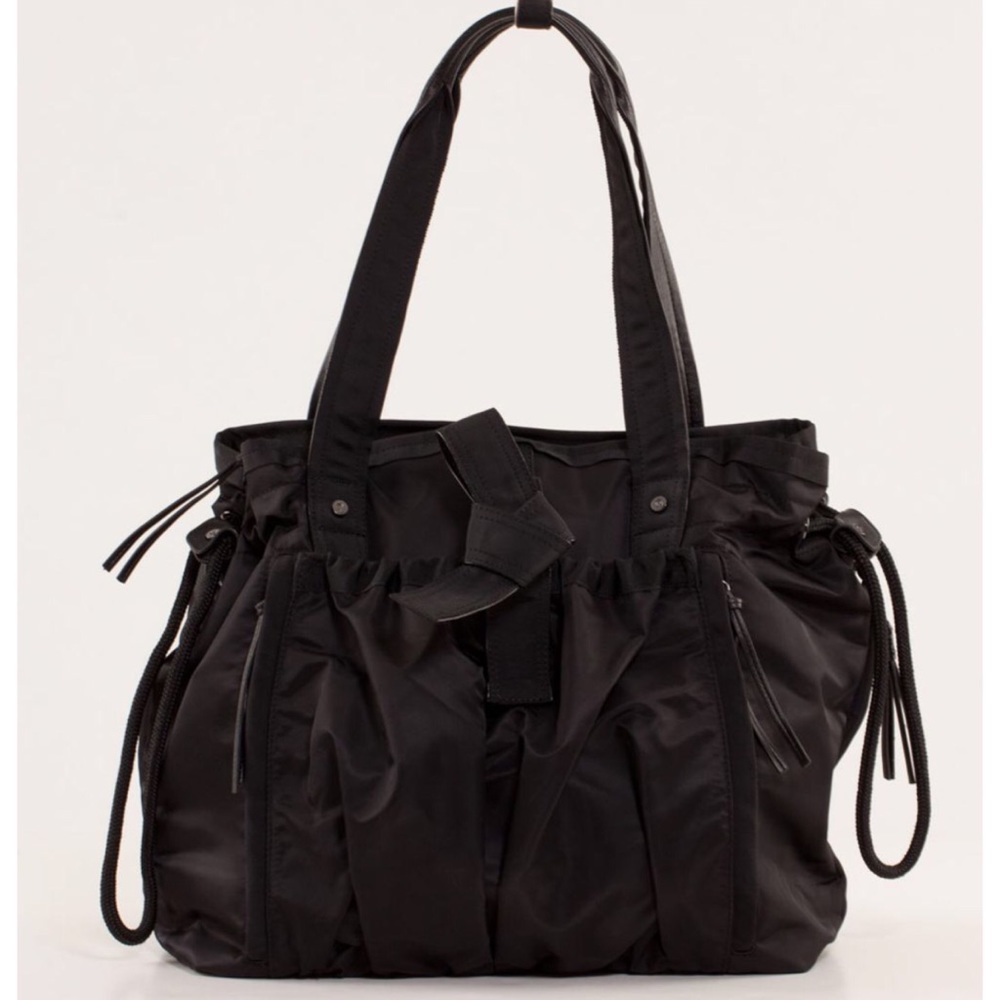 Black Lululemon Om Tote Bag with Yoga Mat Pocket